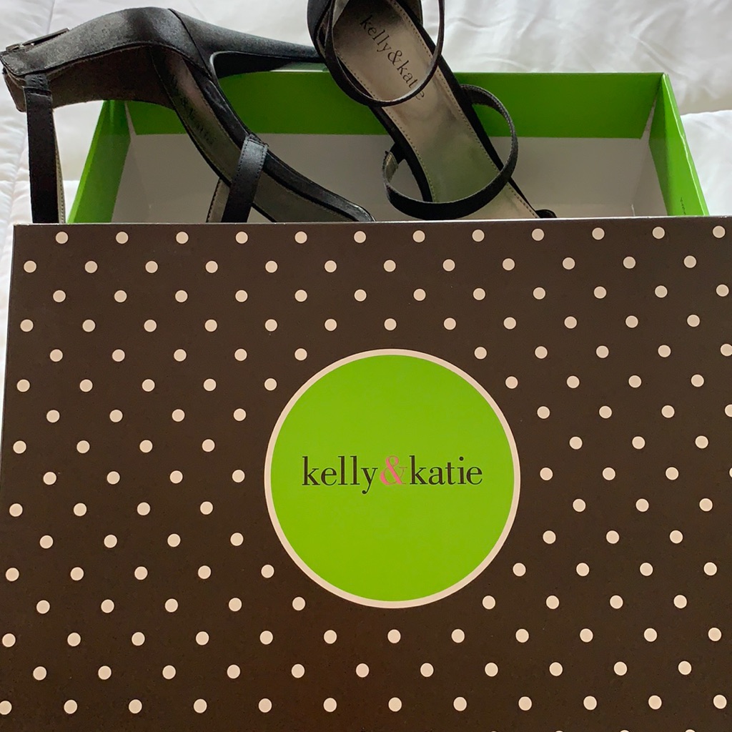 Brand New  Kelly  Katie Kk Cleo Black Satin